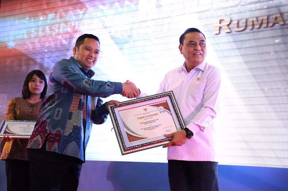 RSUD Kota Tangerang Raih Penghargaan Unit Pelayanan Publik Dari Kemenpan RB