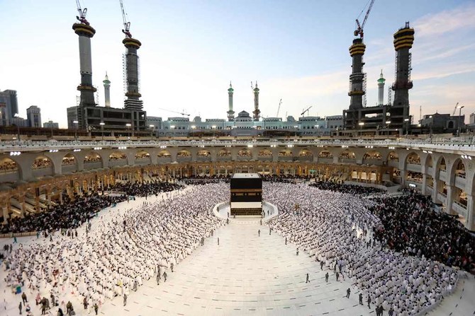 ESQ Tours Travel Beberkan Perbedaan antara Haji Khusus, Haji Furoda dan Haji Reguler