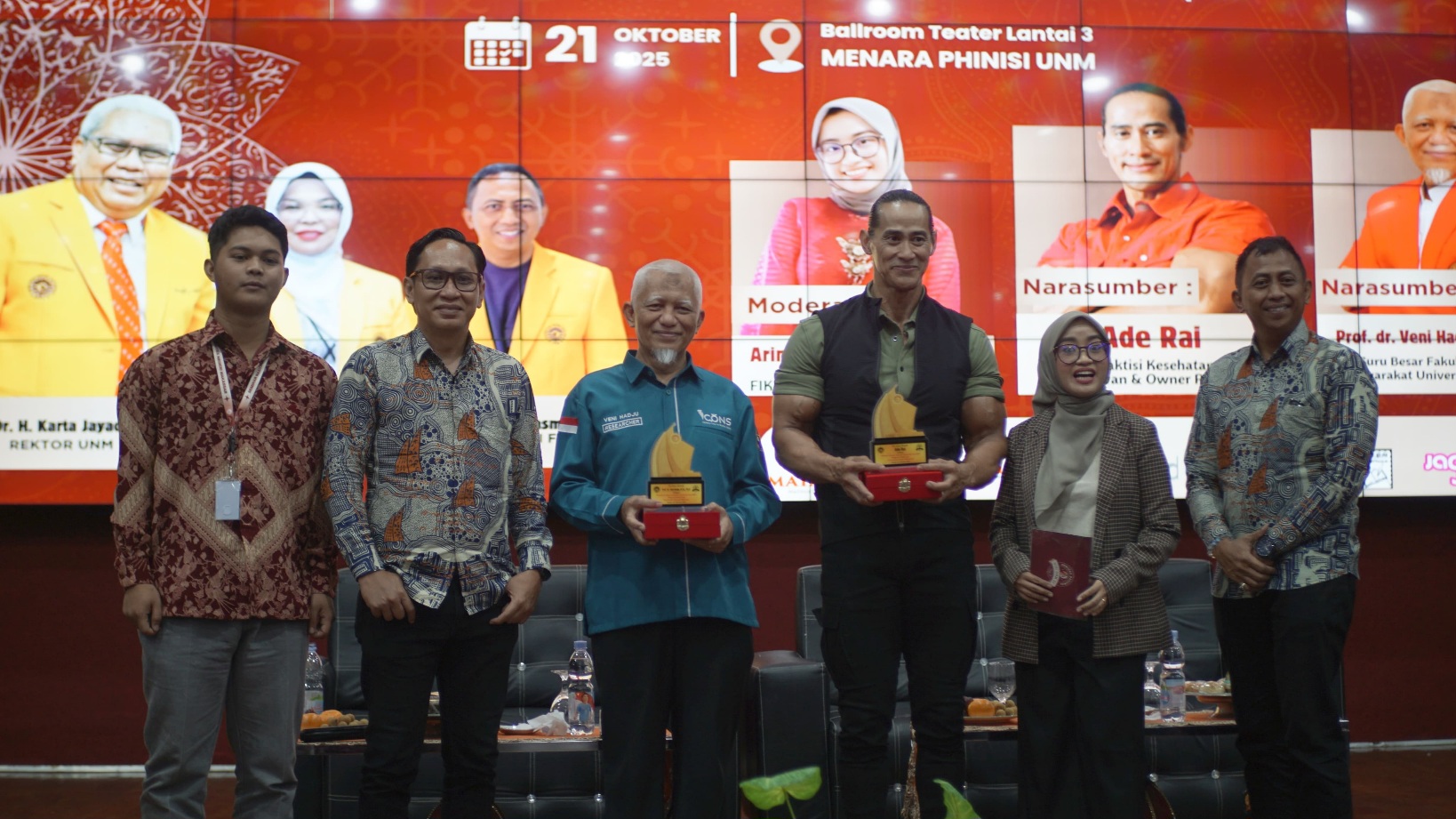 Hadirkan Ade Rai! FIKK Universitas Negeri Makassar Sukses Gelar Seminar Nasional Gizi 2025