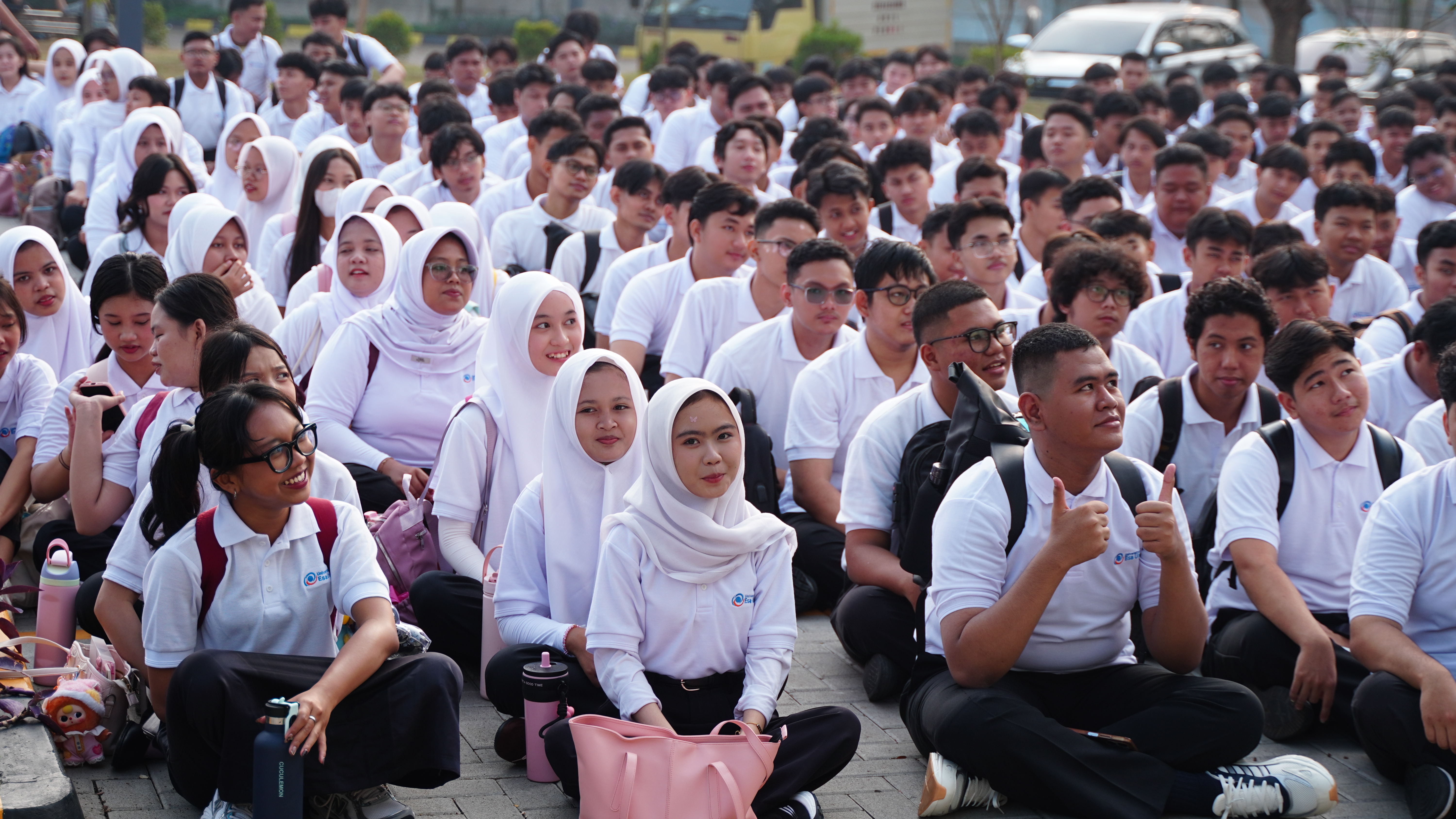 Bukan Sekadar Ospek, 3.500 Mahasiswa Baru Universitas Esa Unggul Borong Pembekalan Diri lewat Training ESQ